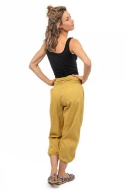 Pantacourt Moutarde -Ethno Style Soldes pantacourt corsaire confort moutarde 2