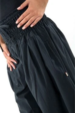 Pantalon Mia Mixte -Ethno Style Soldes pantalon elastique bouffant femme noir uni mia 5