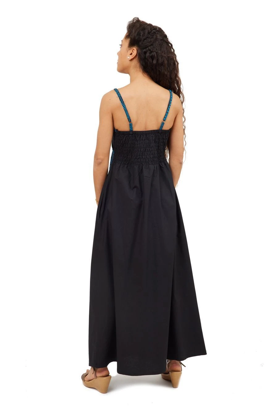 Robe Vayana 3 Robe Vayana – Image 3