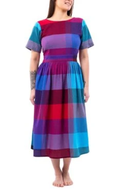 Robe Funkybrewster -Ethno Style Soldes robe mi longue dos nu boho chic funkybrewster 3