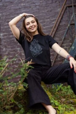 Crop-top Angkor -Ethno Style Soldes t shirt crop top femme jersey angkor 2